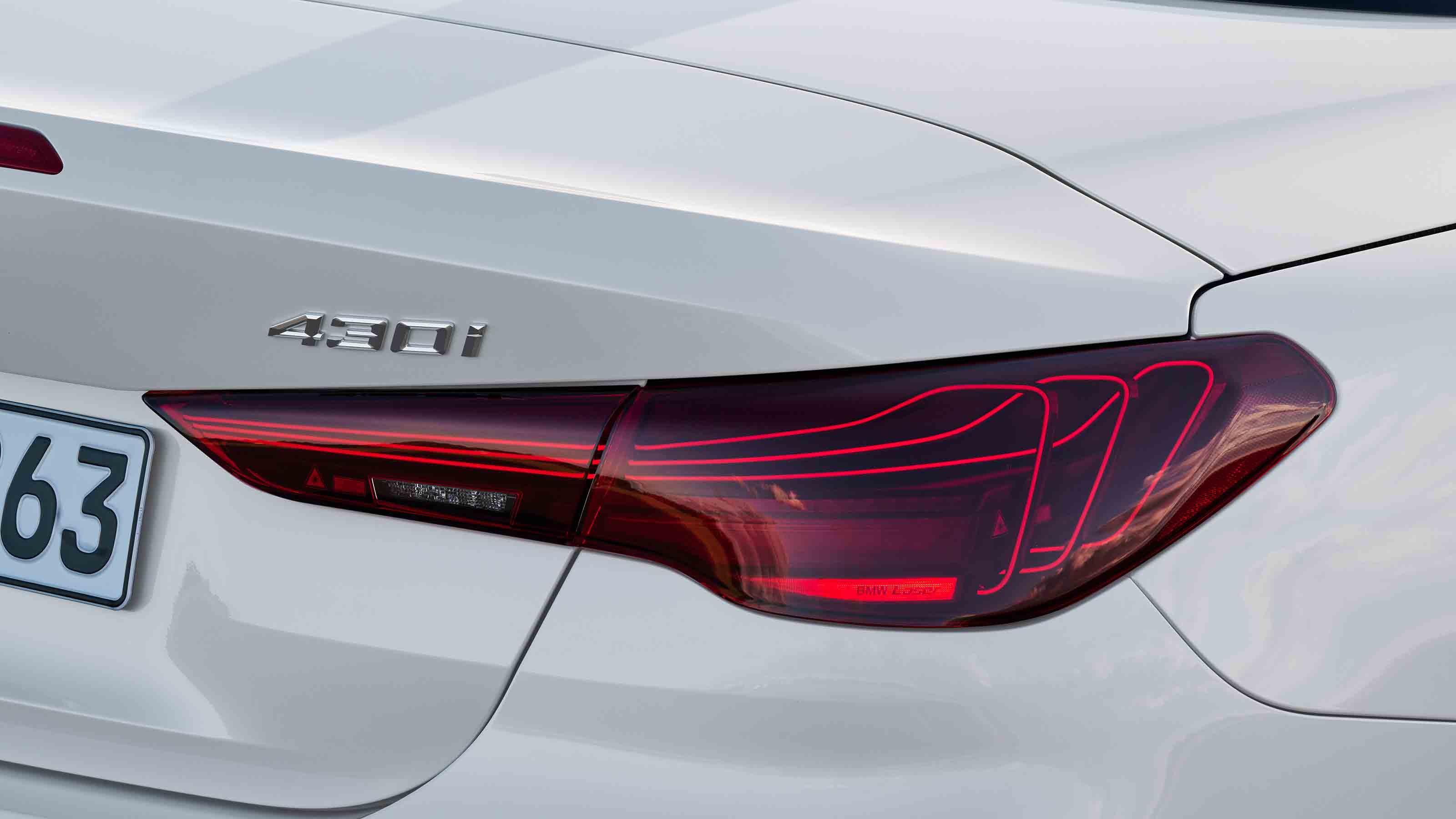 BMW 4 Series Convertible - rear light