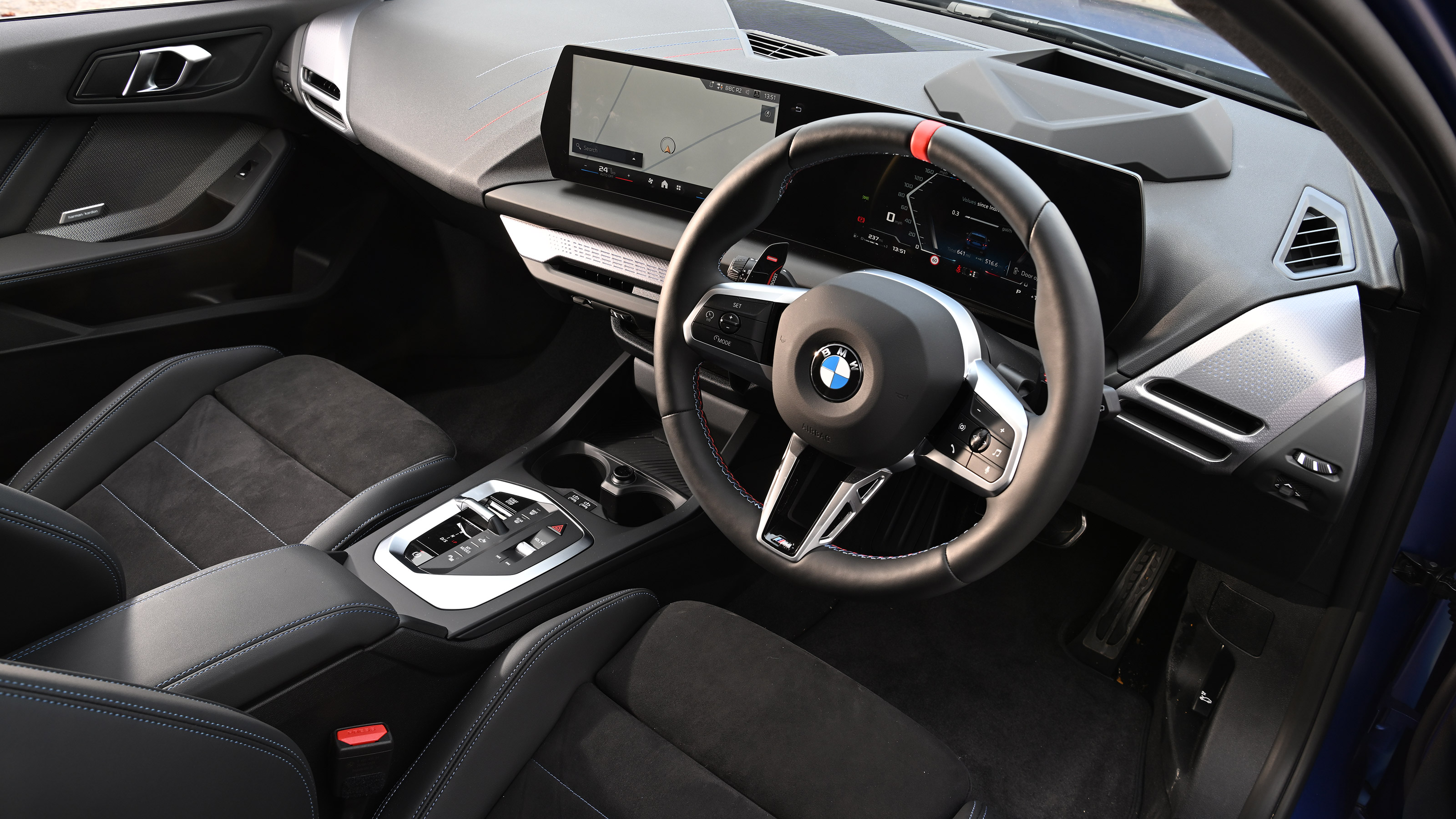 BMW M135 xDrive - dash