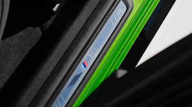 BMW M3 Competition - sill plate detail