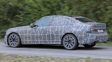 BMW 3 Series ‘Neue Klasse’ spy shot - rear left angled