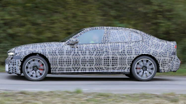 BMW 3 Series ‘Neue Klasse’ spy shot - left side profile