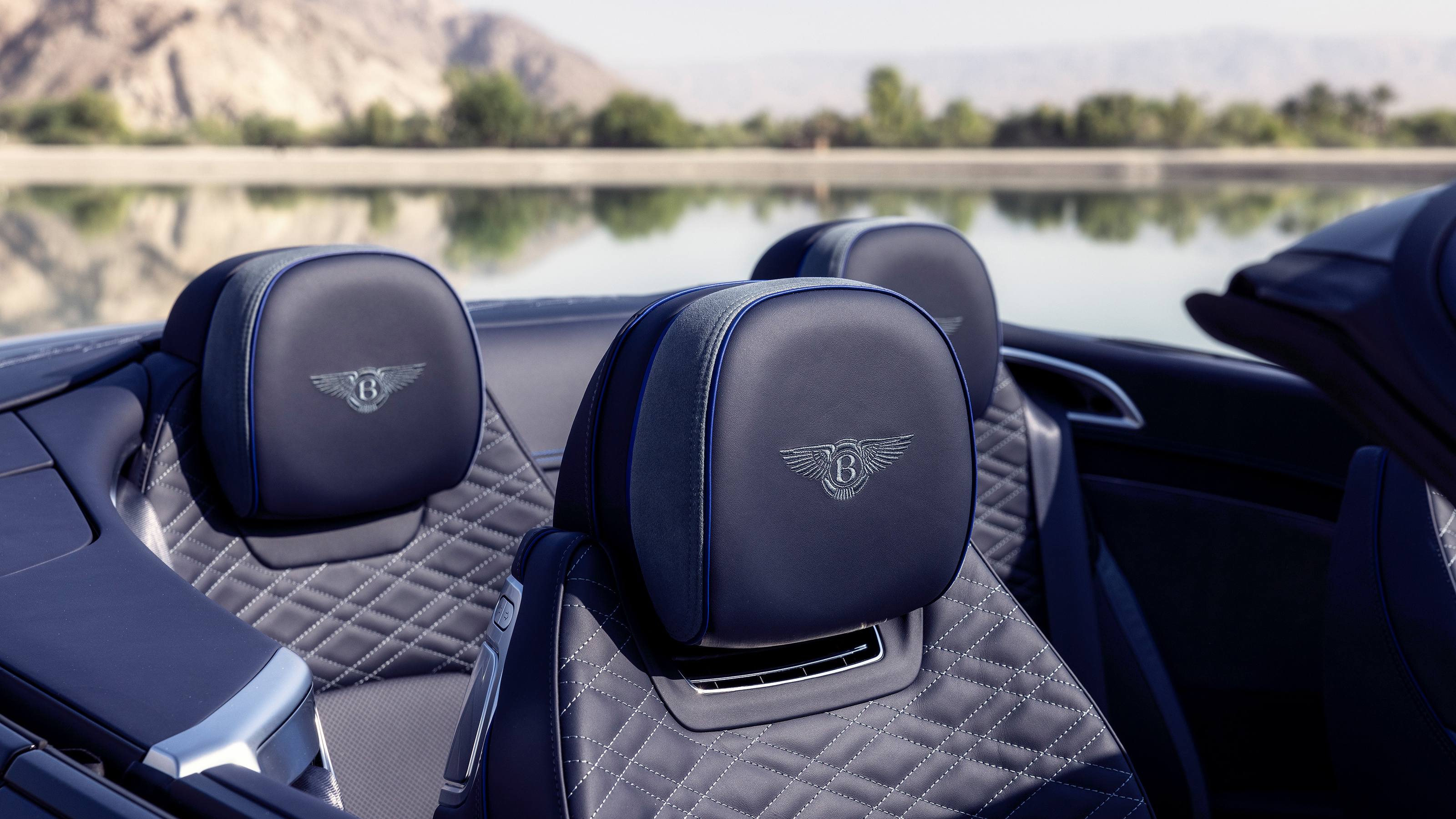 Bentley Continental GT Expressions of Texture collection seats