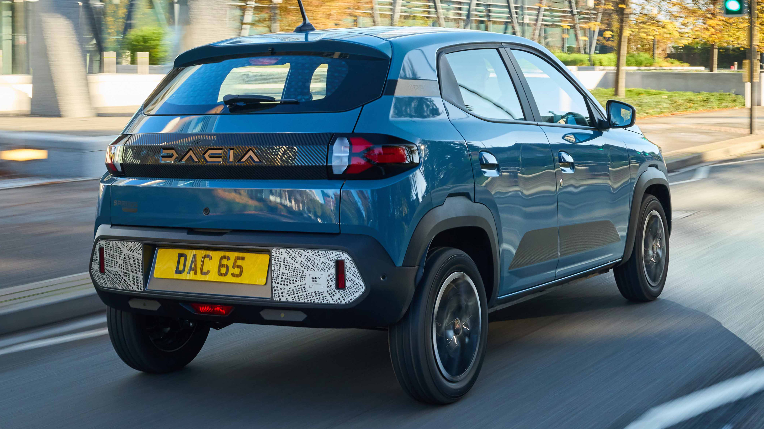 Dacia Spring Extreme 65 - rear