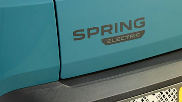 Dacia Spring Extreme 65 - rear badge