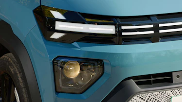 Dacia Spring Extreme 65 - front light