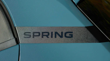 Dacia Spring Extreme 65 - side detail