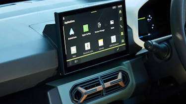 Dacia Spring Extreme 65 - screen