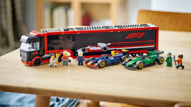 Lego F1 lorry