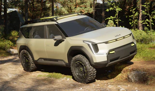Kia EV9 Adventure - front
