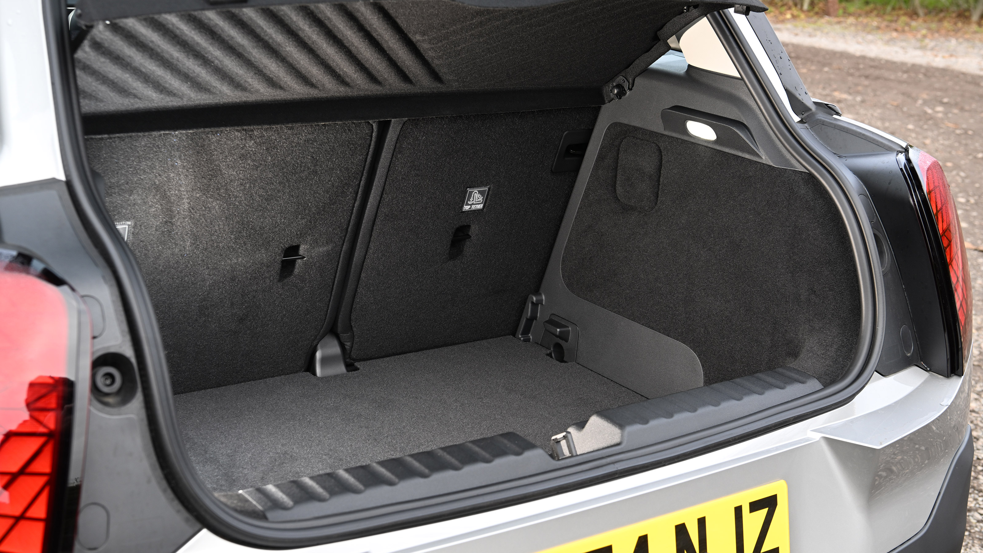 MINI Aceman E Exclusive - boot