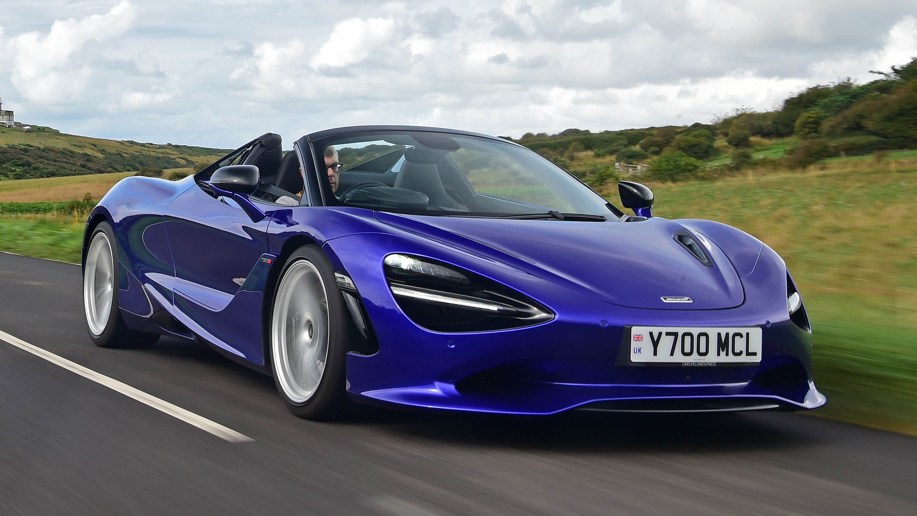 McLaren 750S Spider - front