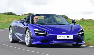 McLaren 750S Spider - front cornering