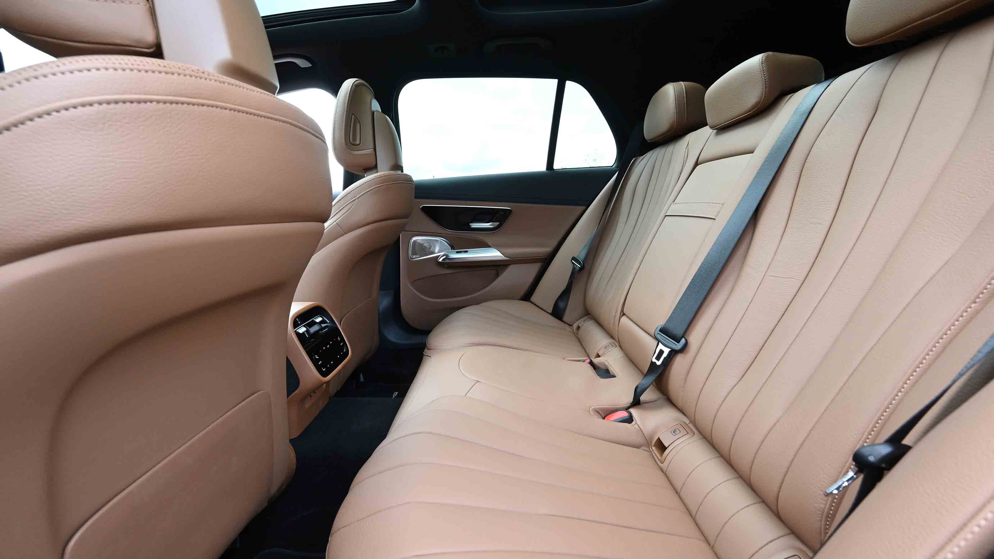Mercedes E-Class Estate - rear seats