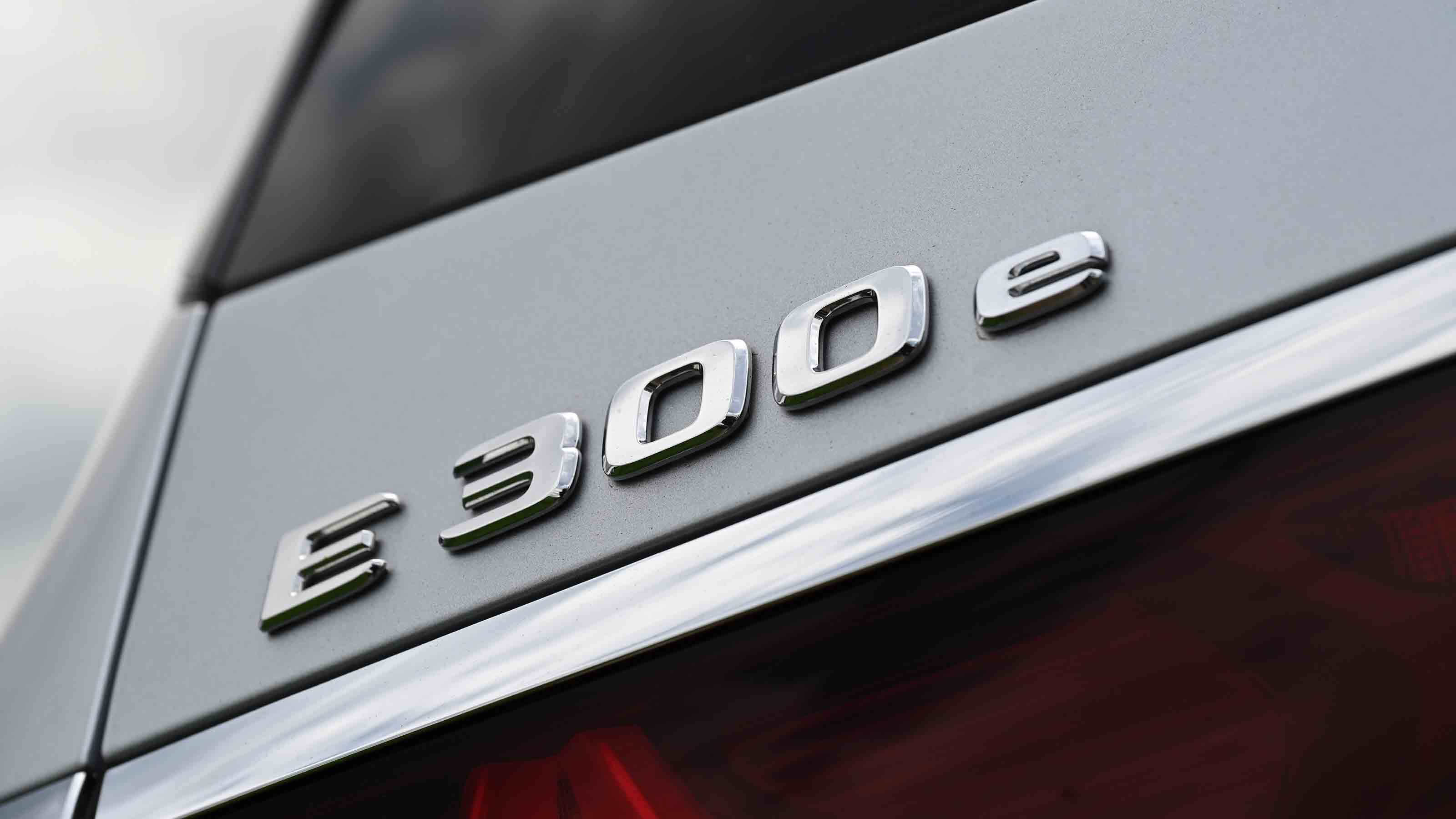 Mercedes E-Class Estate -  'E 300 e' badge detail