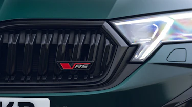 Skoda Octavia Estate vRS - front grille