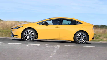 Toyota Prius - side