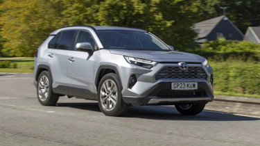 Toyota RAV4 - main image