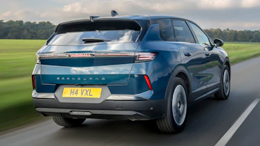 Vauxhall Grandland Hybrid - rear