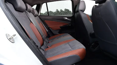 Volkswagen ID.4 Mk1 - rear seats