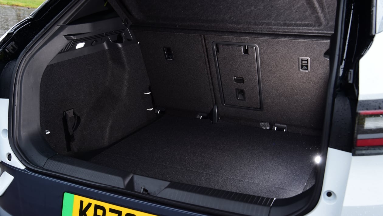 Volkswagen ID.4 Mk1 - boot