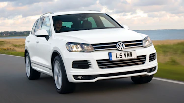 Volkswagen Touareg - front tracking