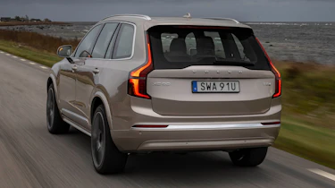 Volvo XC90 T8 - rear