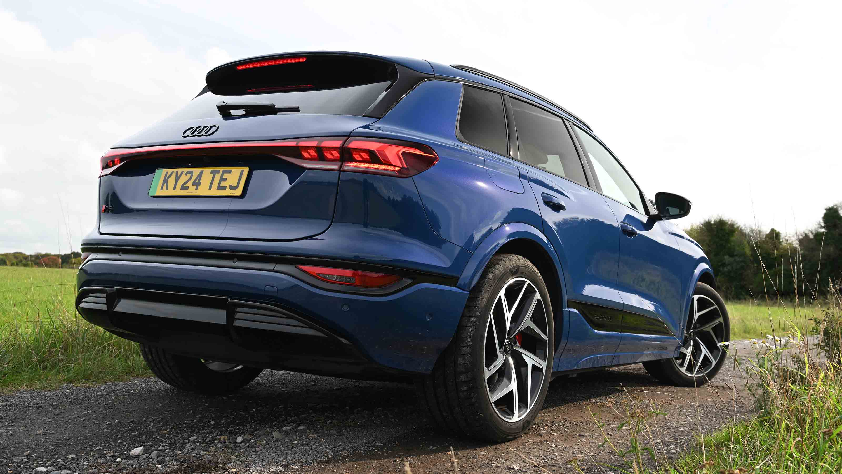 Audi Q6 e-tron - rear corner