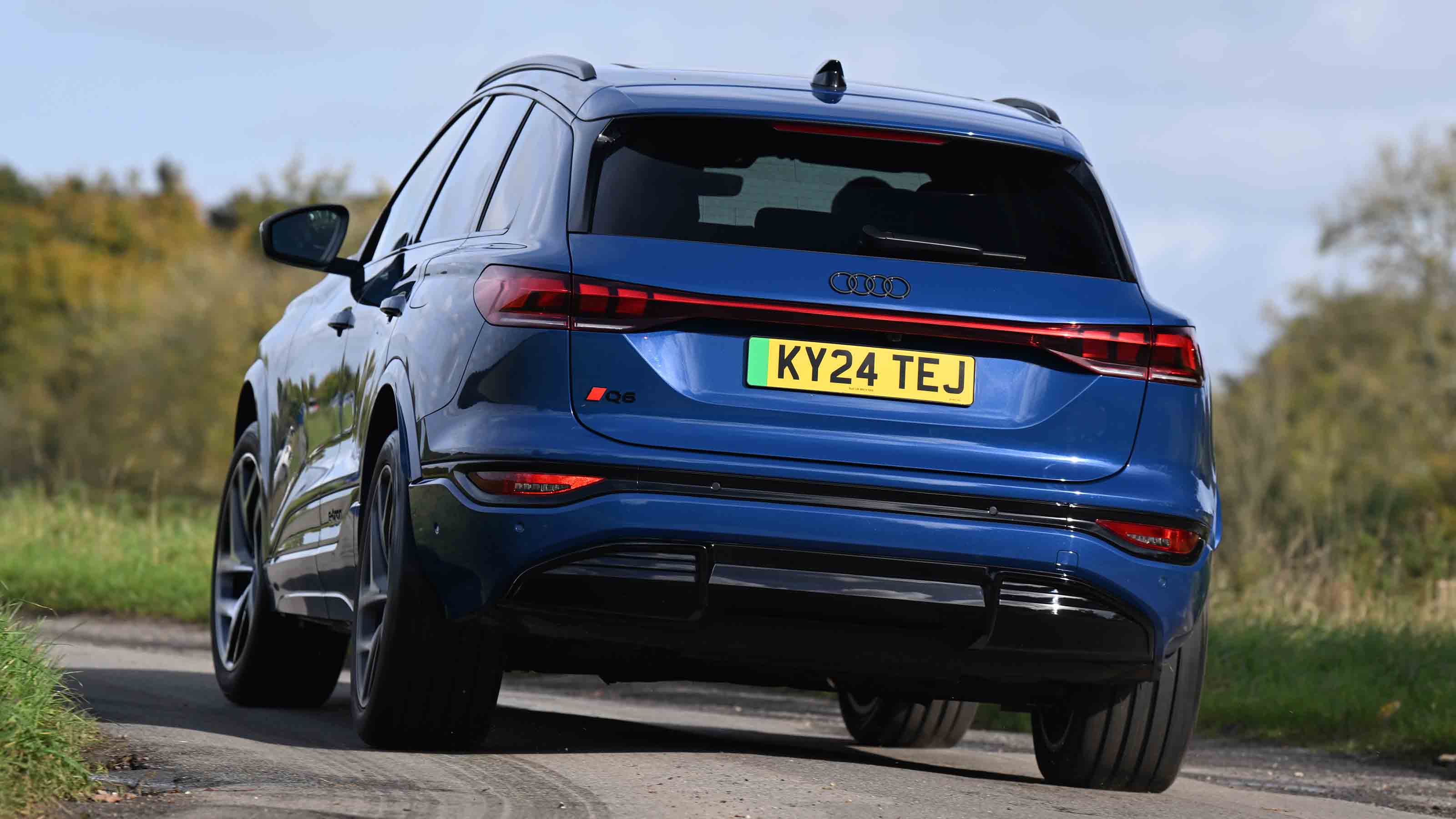 Audi Q6 e-tron - rear