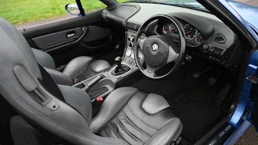 BMW Z3 interior view