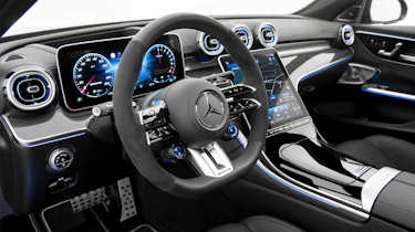 BRABUS 730 C63 - dashboard