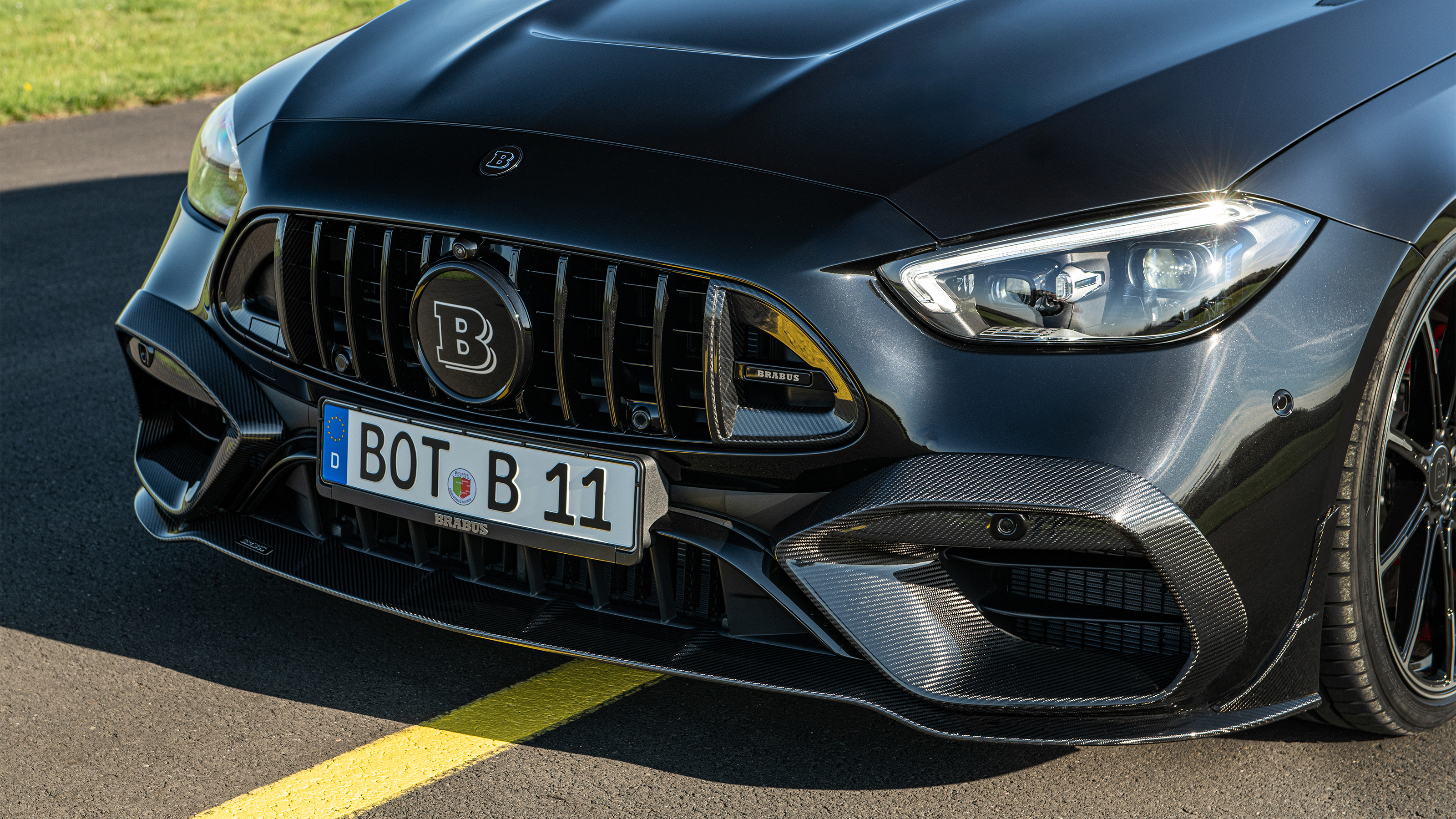 BRABUS 730 C63 - nose
