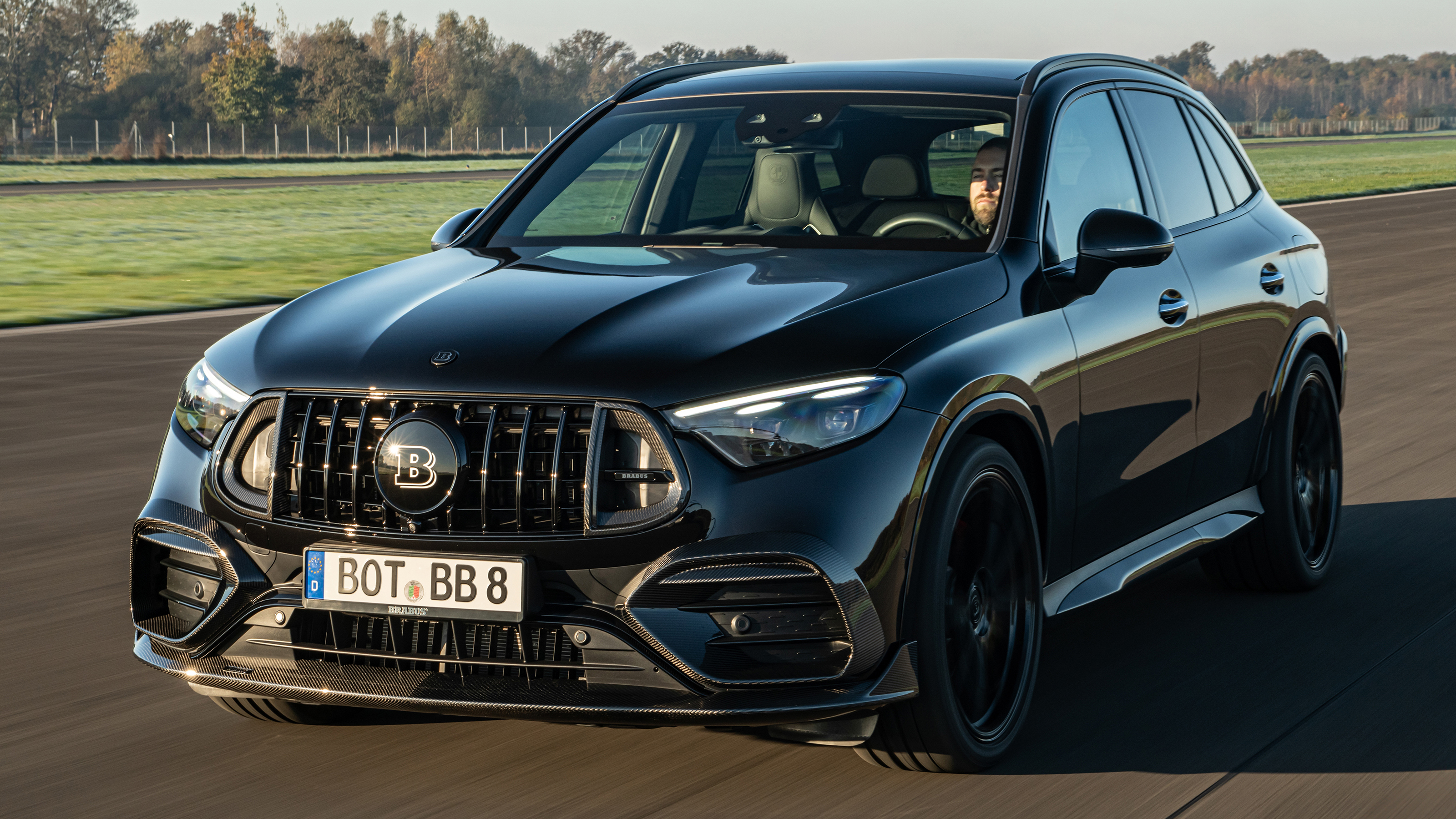 BRABUS 730 GLC - dynamic front 3/4