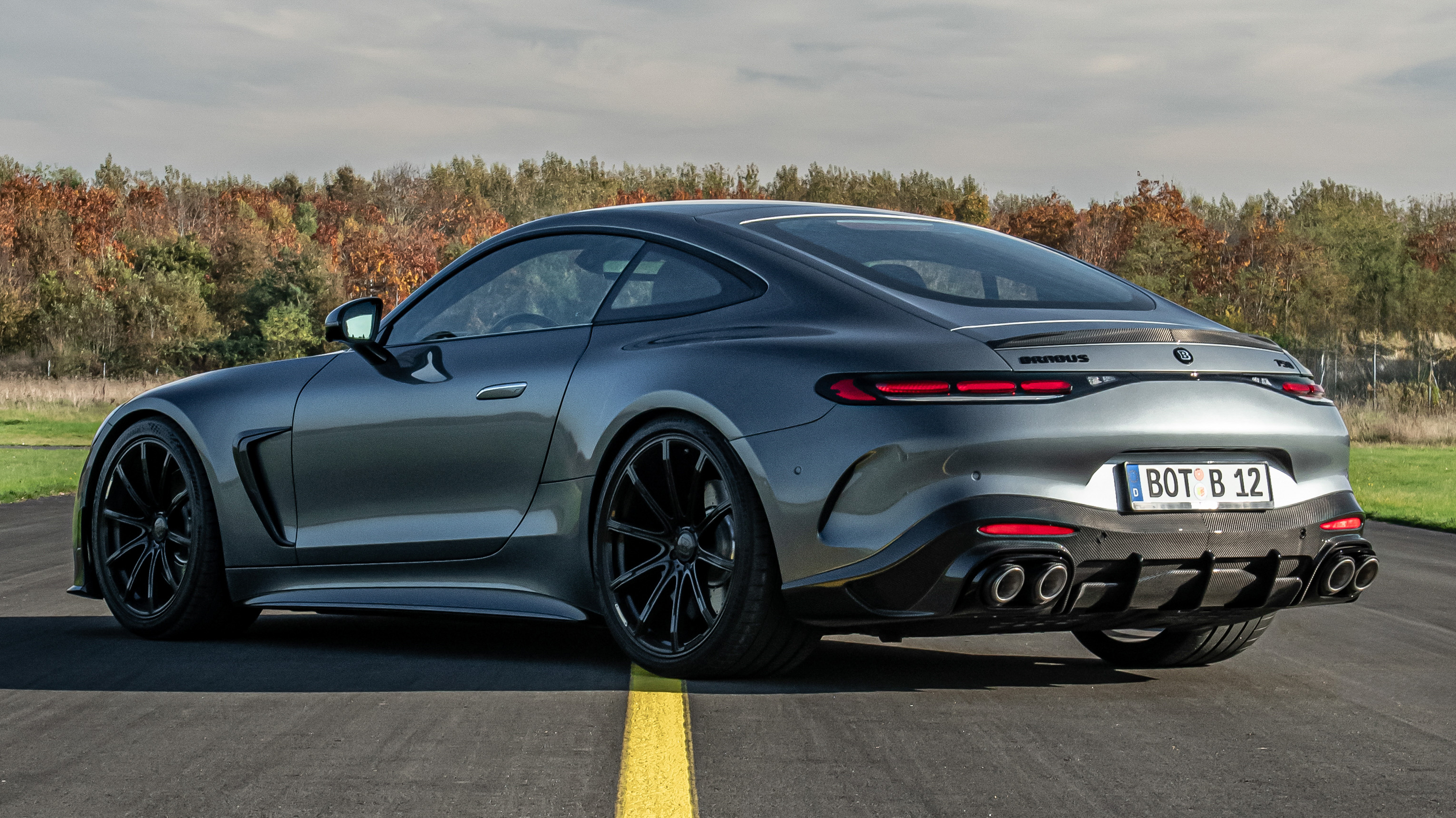 BRABUS 750 GT - static rear 3/4