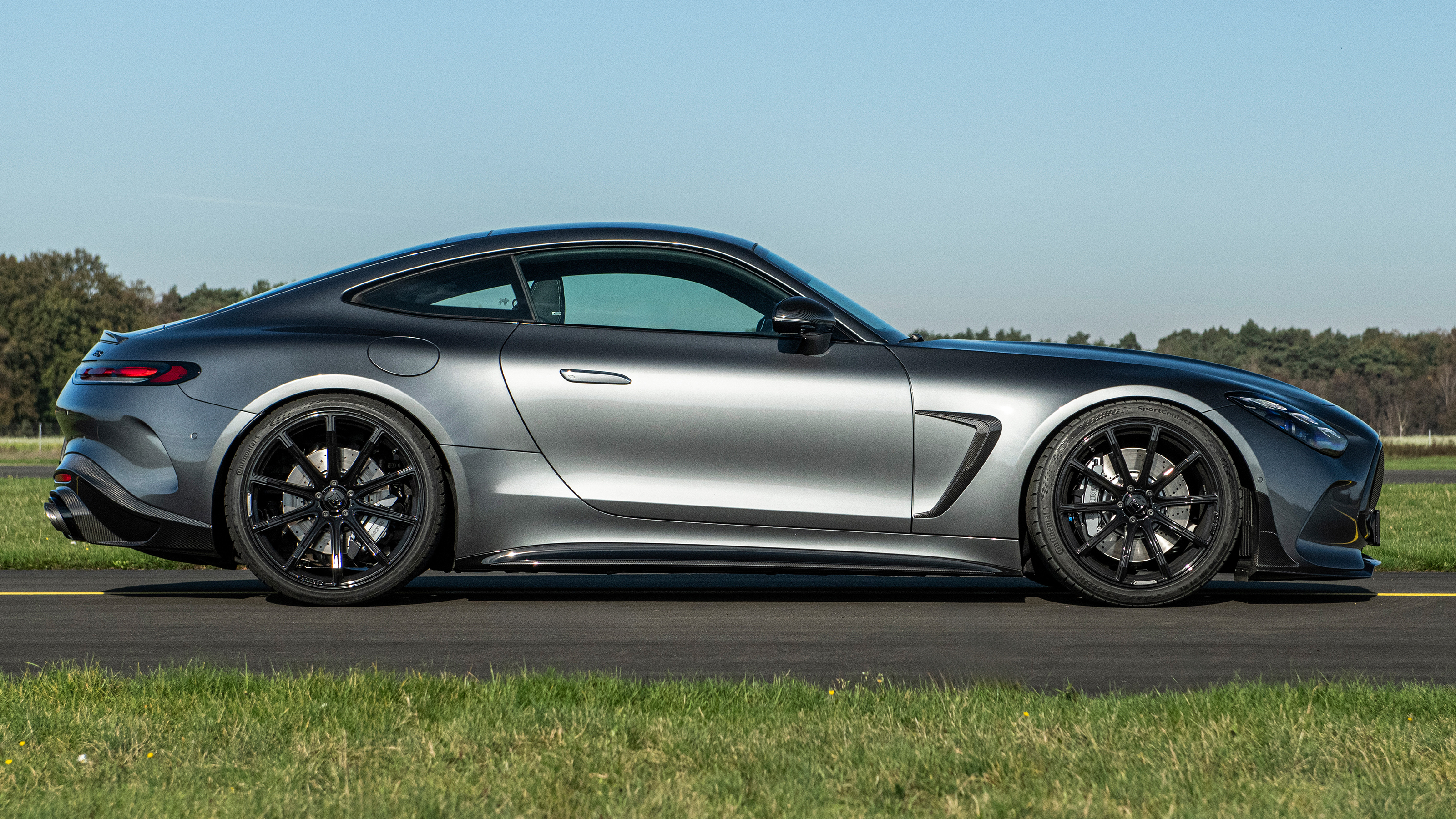 BRABUS 750 GT - static side profile