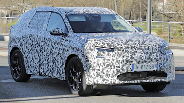 New Citroen C5 Aircross spy shots - front 3/4