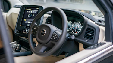 Clive Sutton LEVC TX - steering wheel
