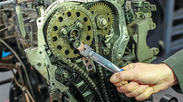 Laser 8872 Multi-Head Ratchet Set - view in use