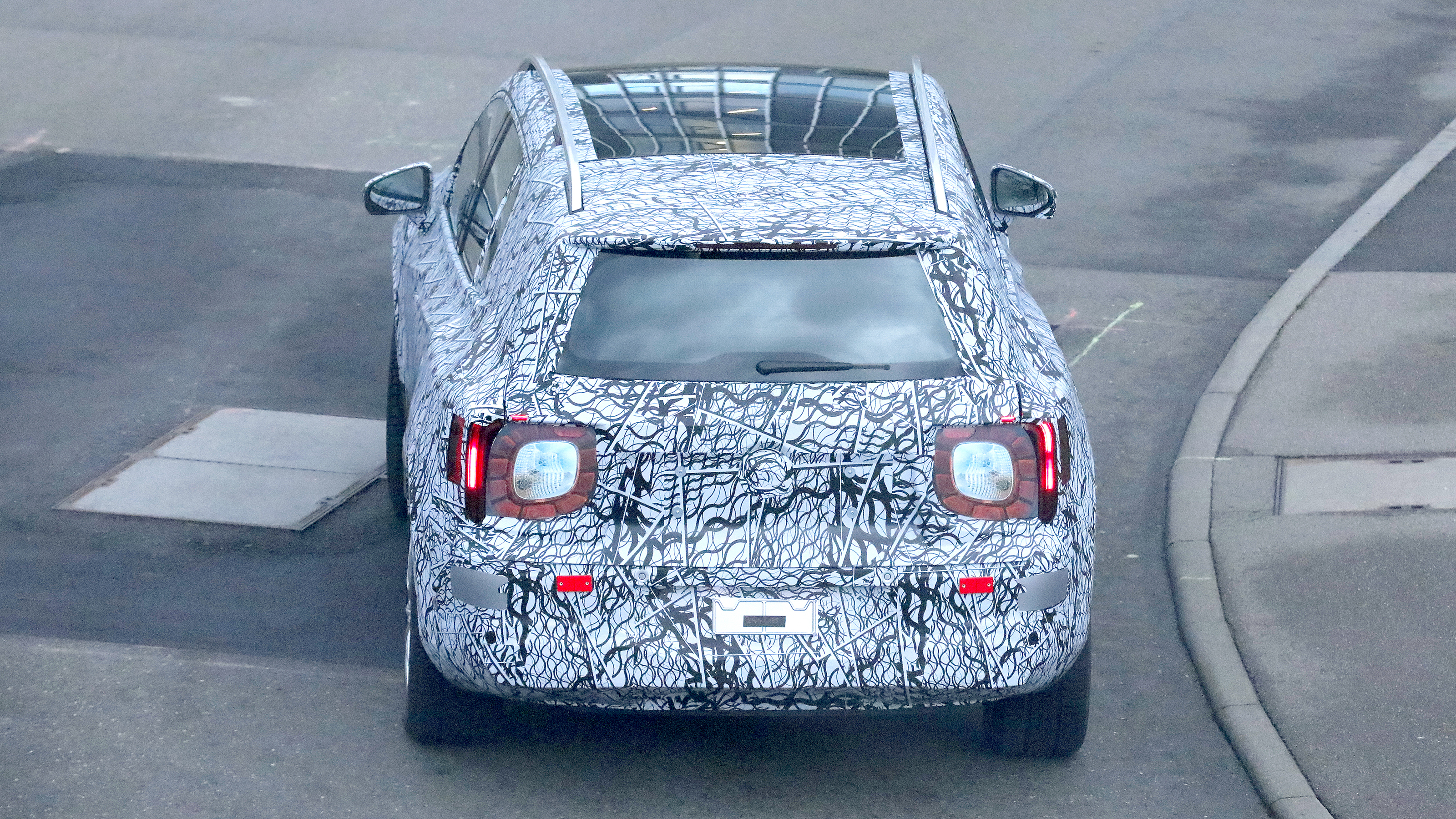 Mercedes GLB - rear end
