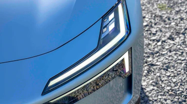 Polestar 4 Coupe - head light detail
