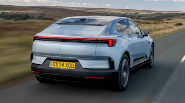 Polestar 4 - rear tracking