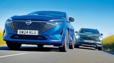 Nissan Qashqai and Kia Sportage - front tracking
