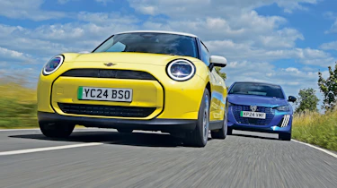 MINI Cooper and Peugeot 208 - front tracking