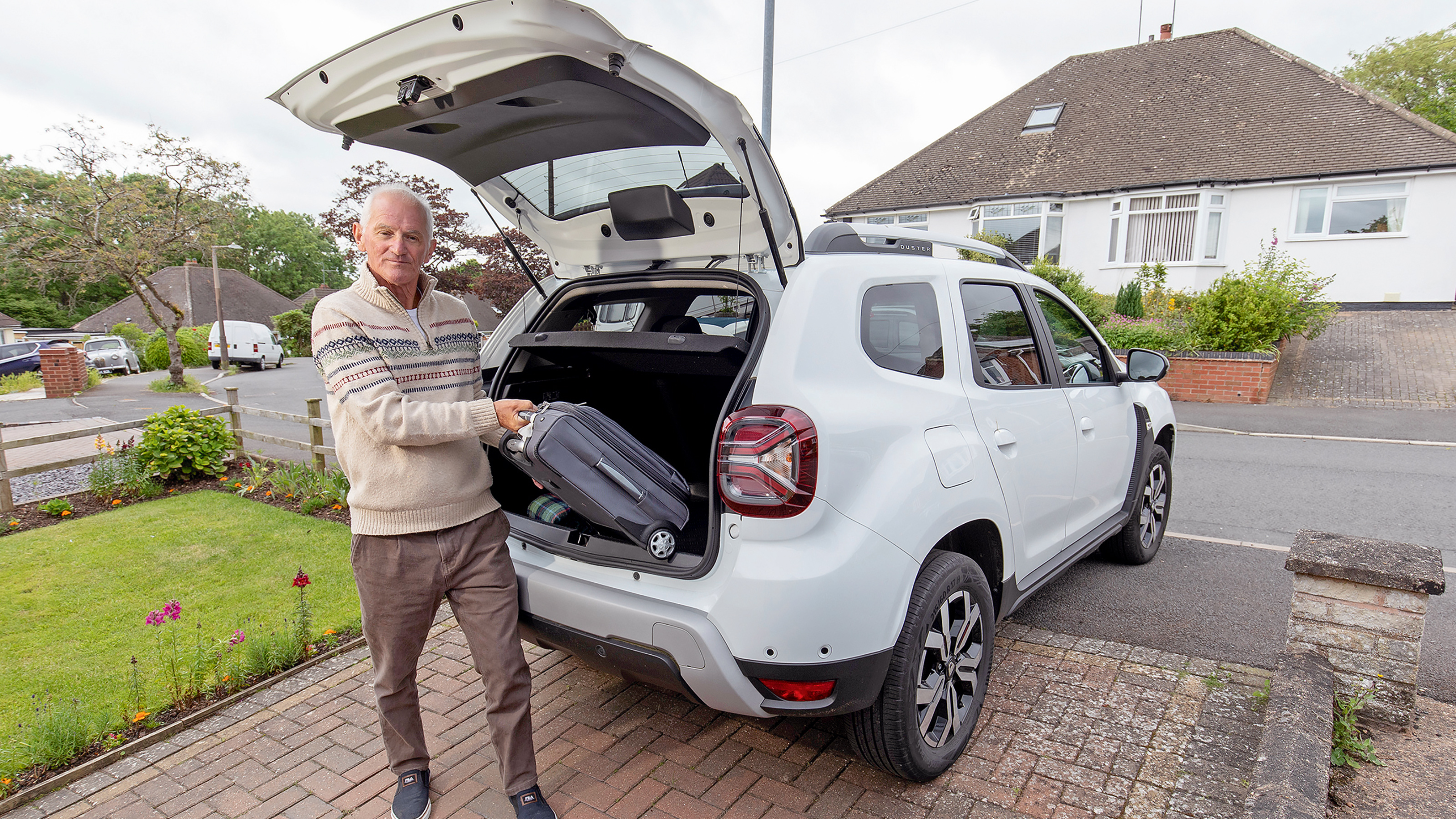 Loading the Dacia Duster's boot