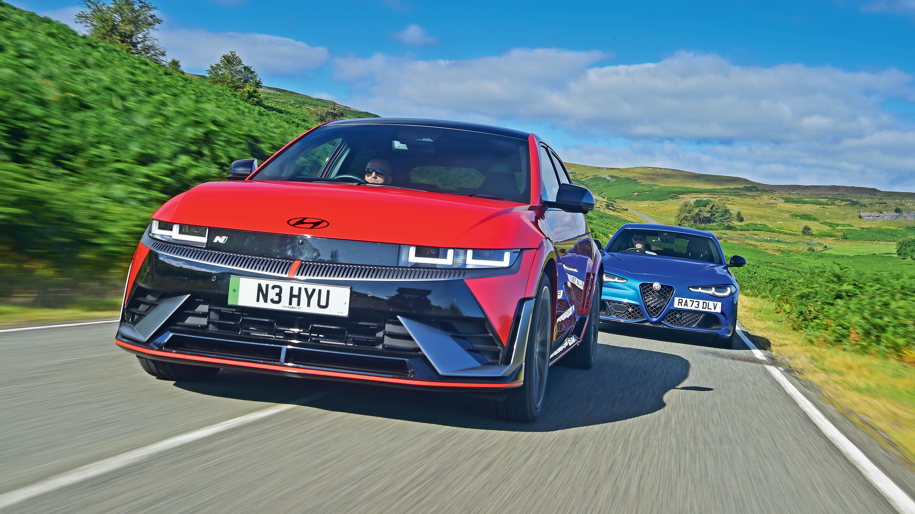 Hyundai Ioniq 5 N and Alfa Romeo Giulia Quadrifoglio - front tracking