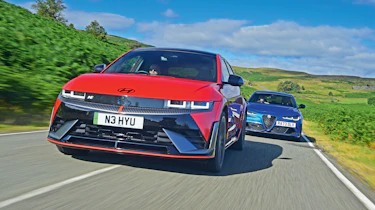 Hyundai Ioniq 5 N and Alfa Romeo Giulia Quadrifoglio - front tracking