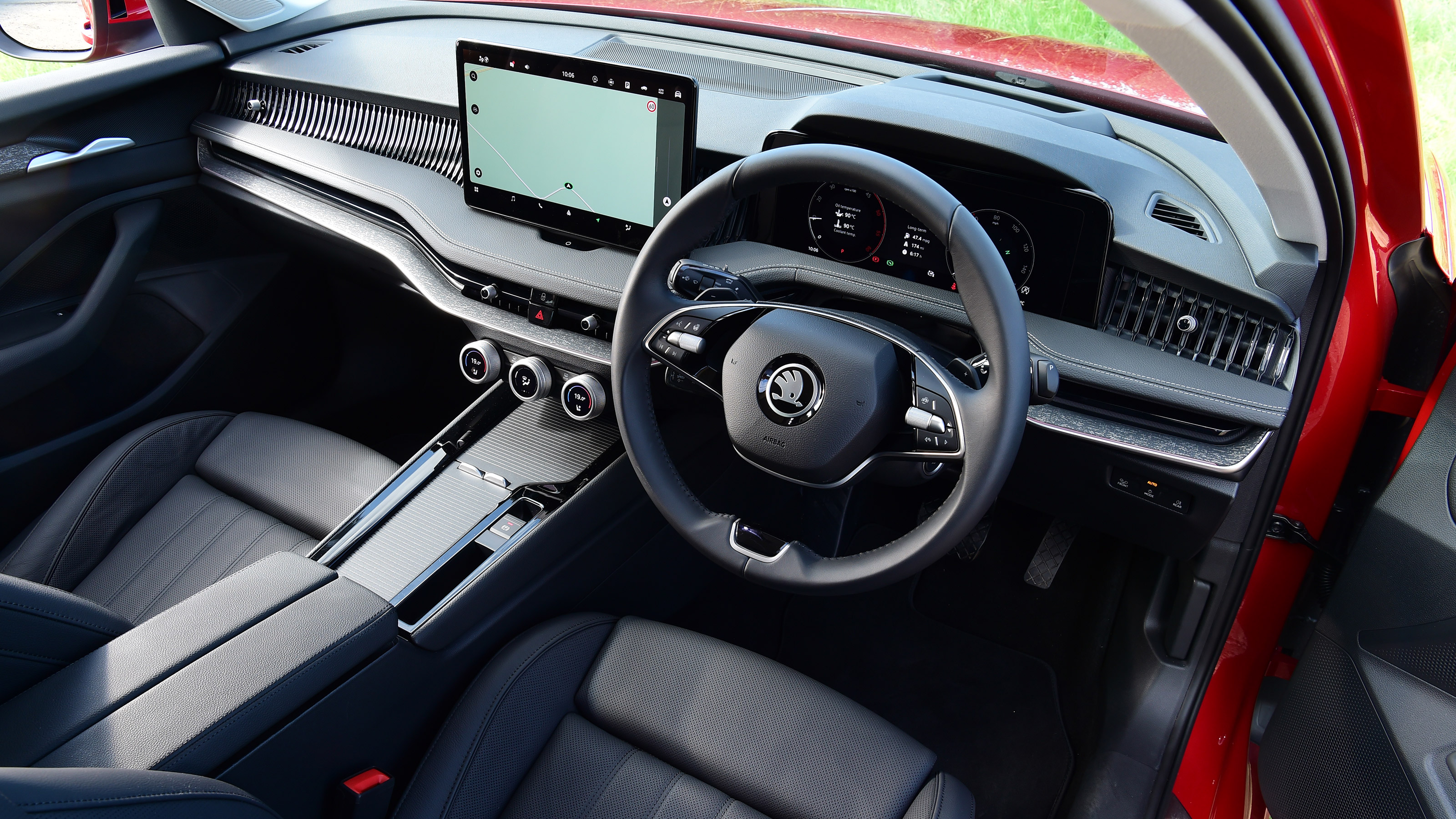 Skoda Superb SE L 2.0 TDI 150PS - dash
