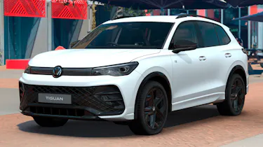 Volkswagen Tiguan Black Edition - front 3/4