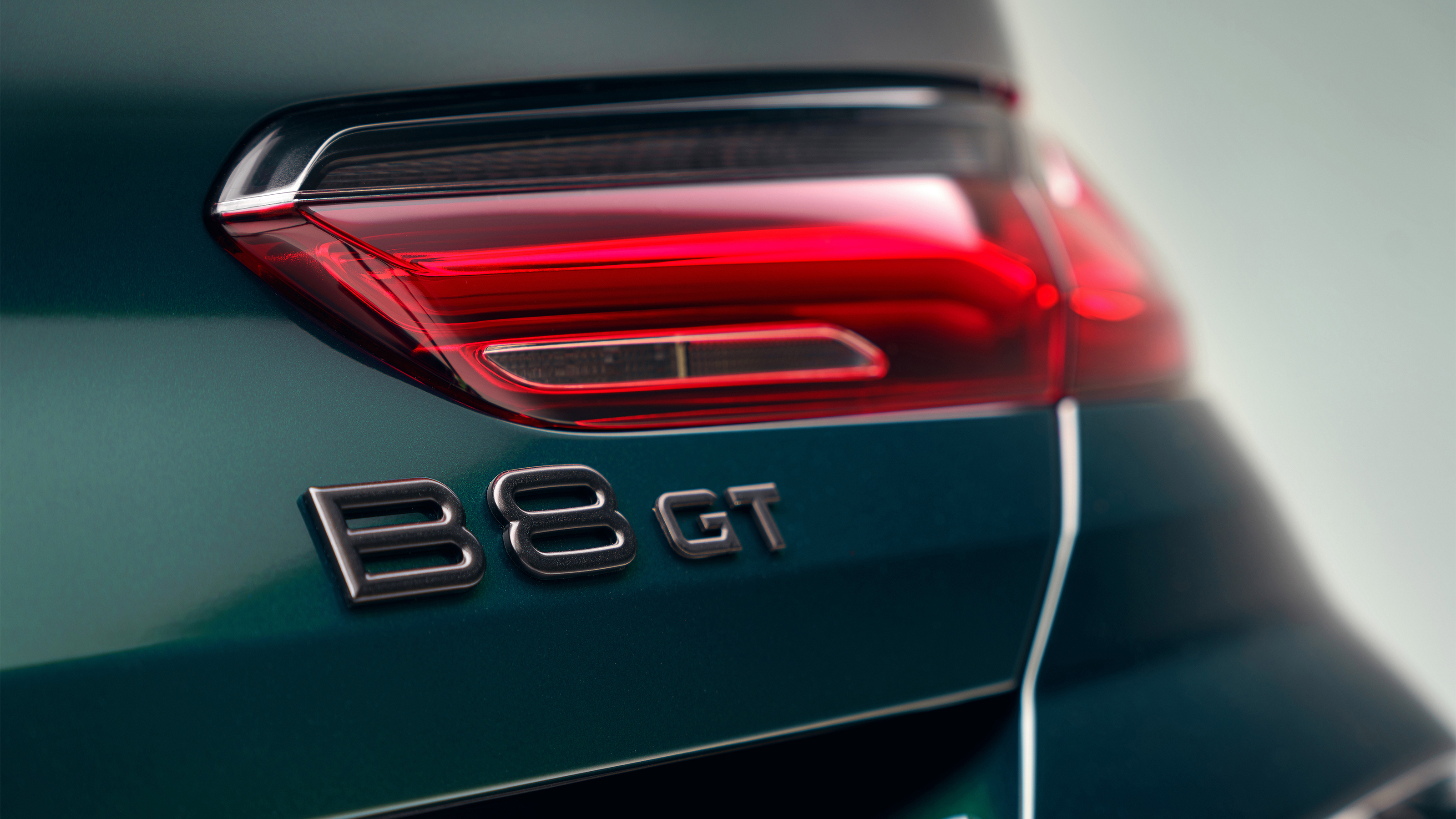 Alpina B8 GT - model badging