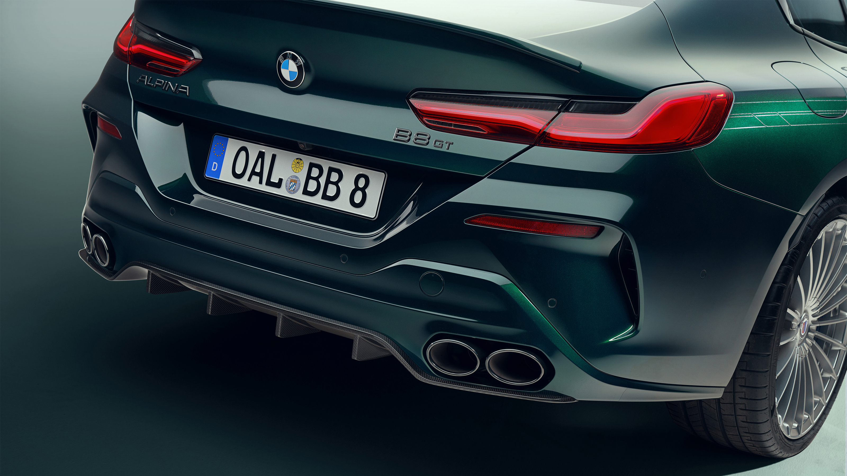 Alpina B8 GT - rear with exhaust