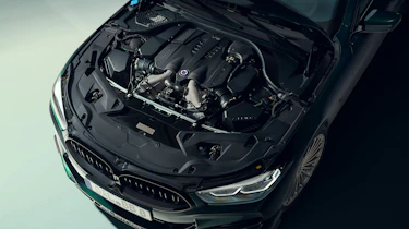 Alpina B8 GT - open bonnet